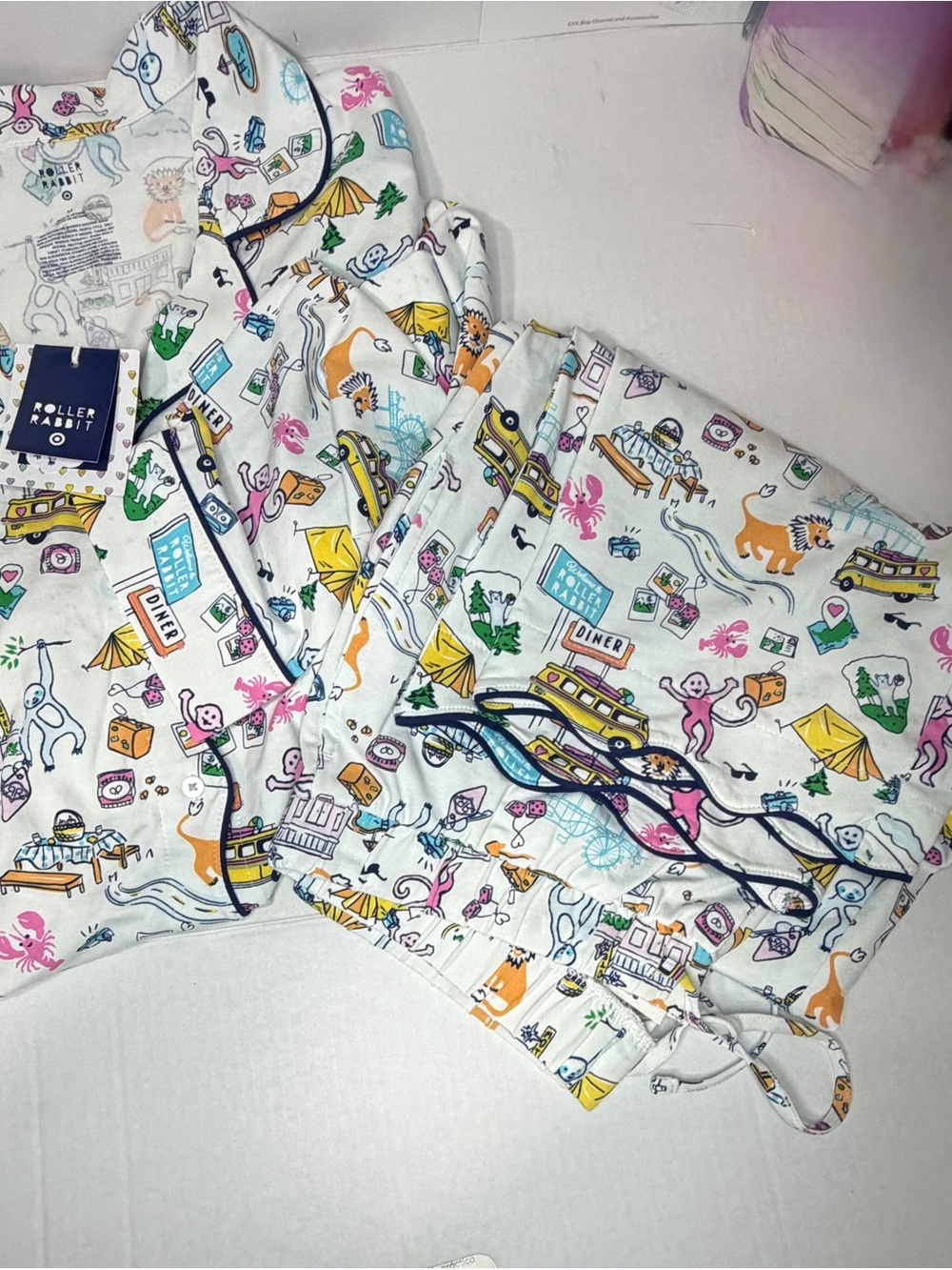 Roller Rabbit x Target Road Piece Pajama Set Button-Front Long Sleeve Graphic M - Picture 9 of 9